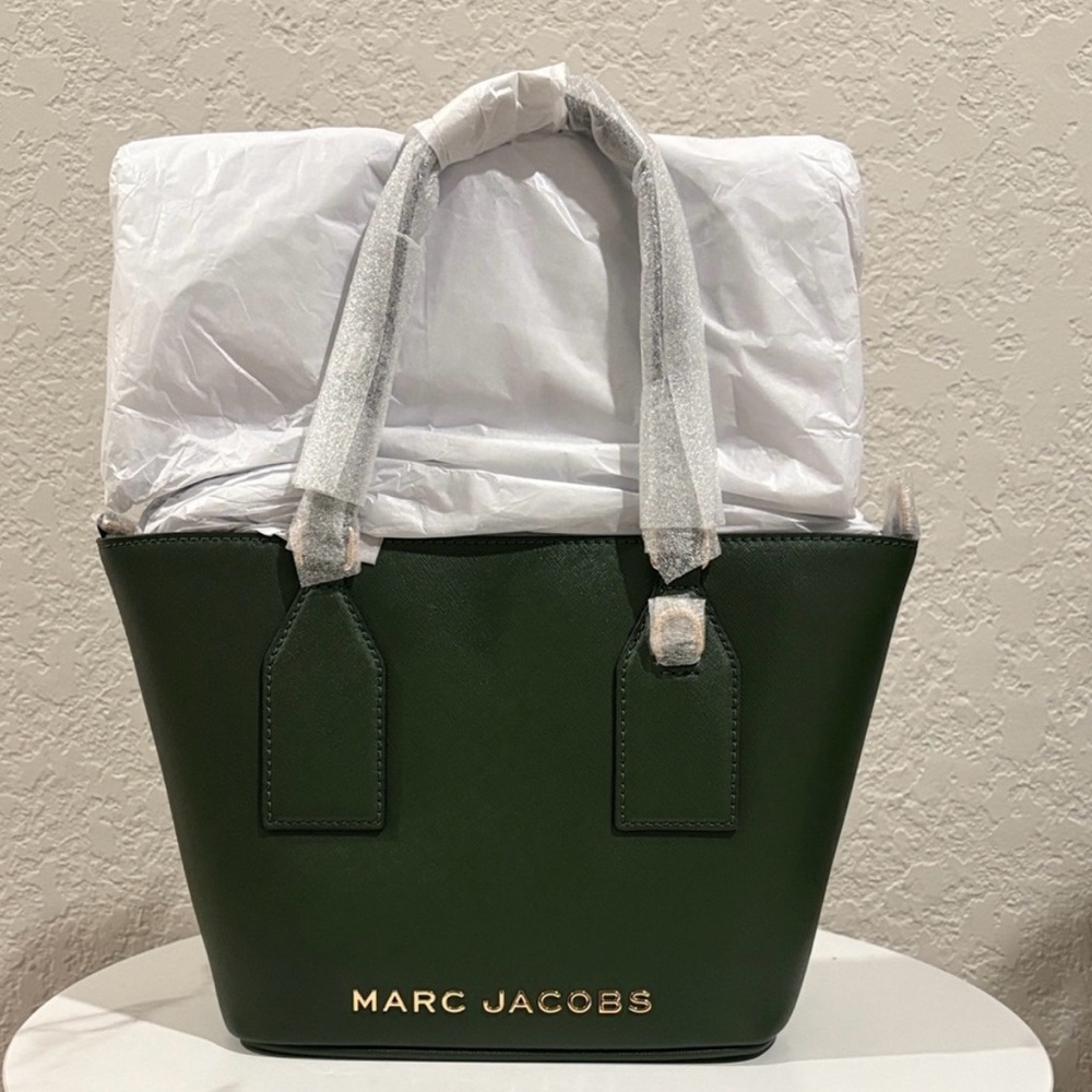 Marc Jacob’s Taille Leather Satchel Tote Bag NWT